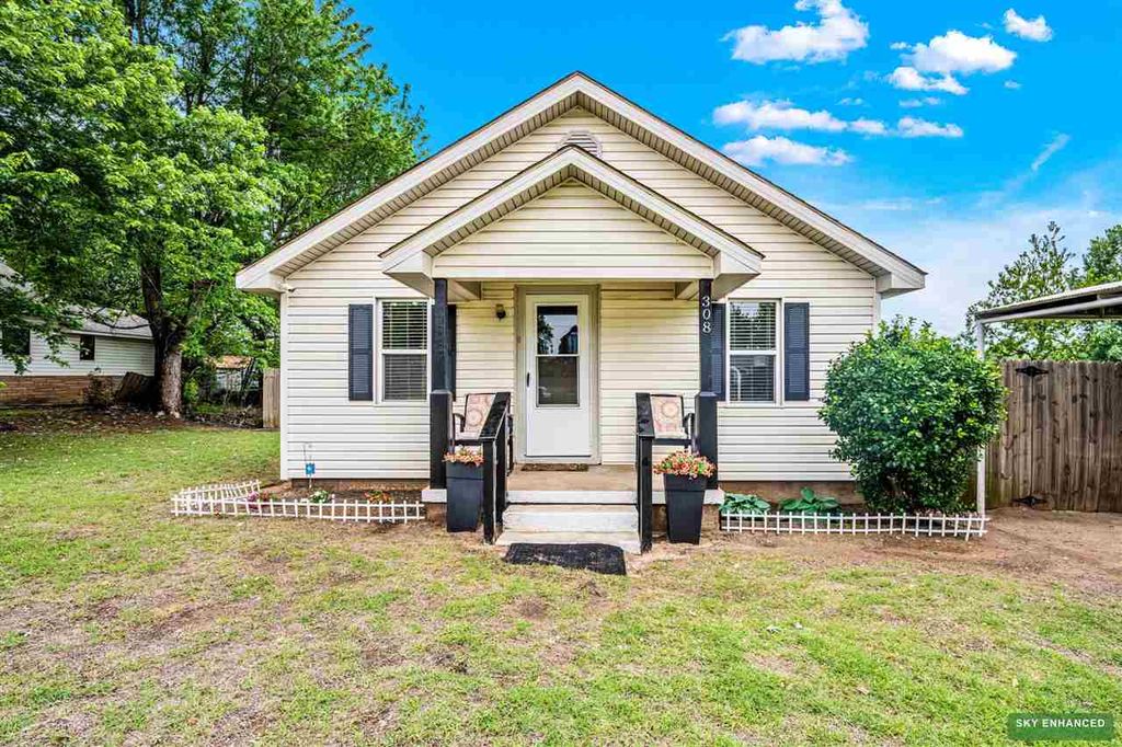 308 W Griffin, Fletcher, OK 73541