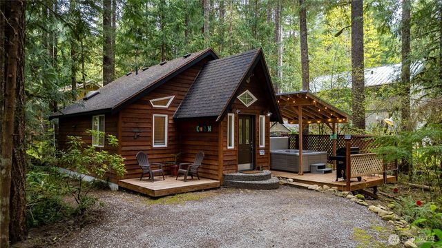7419 Canyon View Drive, Deming, WA 98244