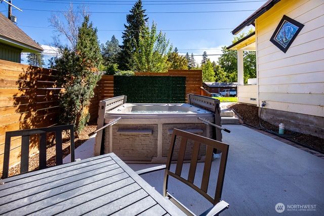 1112 Commercial Street, Leavenworth, WA 98826