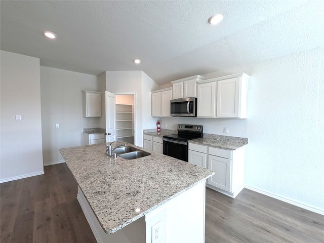 1148 Samantha Drive, Dallas, TX 75253