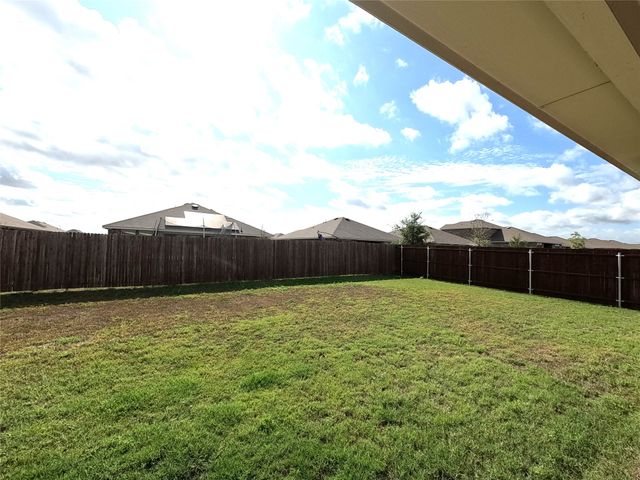 1148 Samantha Drive, Dallas, TX 75253