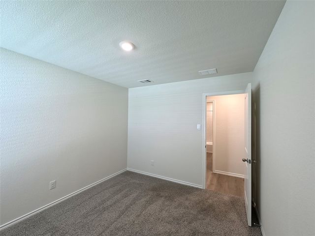1148 Samantha Drive, Dallas, TX 75253