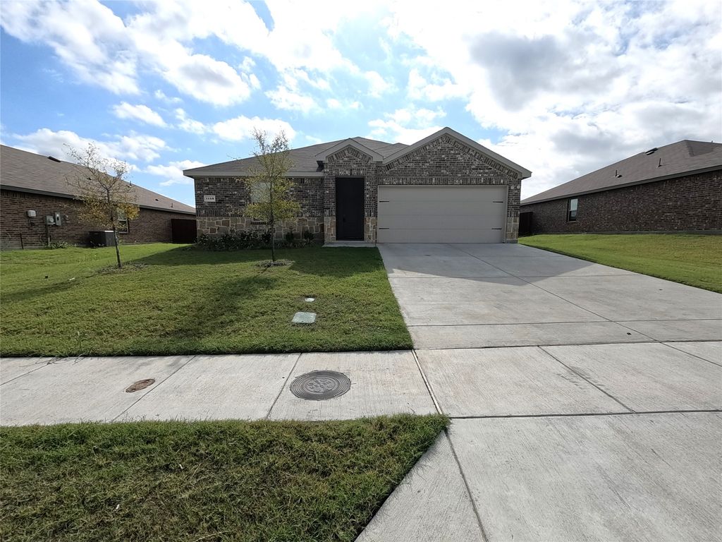 1148 Samantha Drive, Dallas, TX 75253