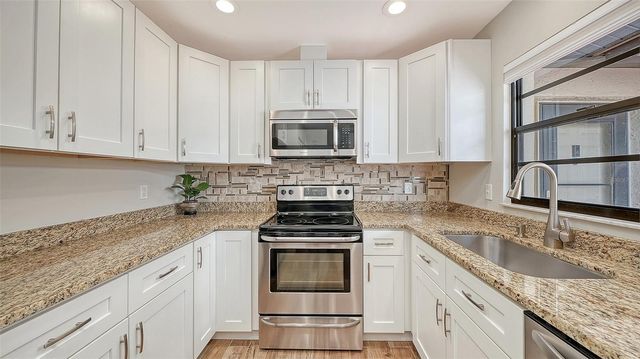 4750 MARSH FIELD ROAD 1, Sarasota, FL 34235