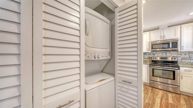 4750 MARSH FIELD ROAD 1, Sarasota, FL 34235