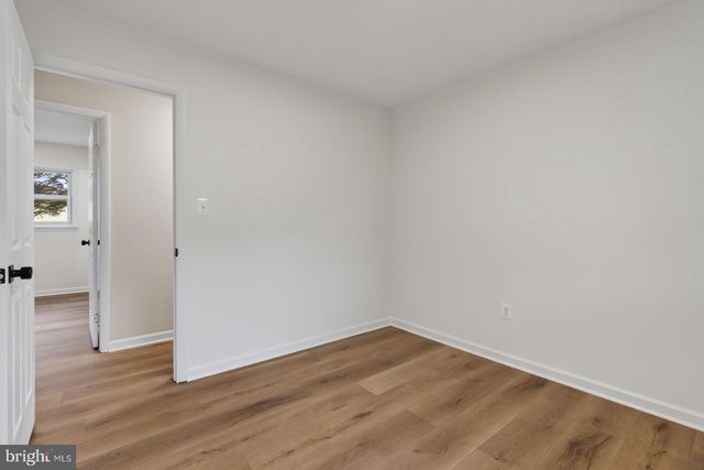9927 PORTSMOUTH RD, Manassas, VA 20109