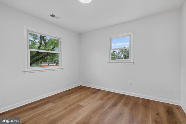 9927 PORTSMOUTH RD, Manassas, VA 20109