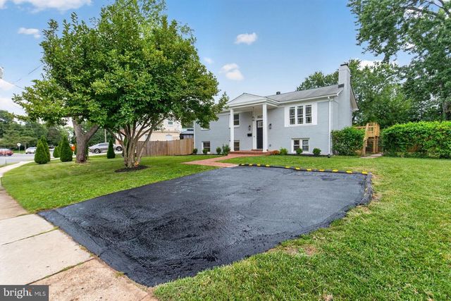 9927 PORTSMOUTH RD, Manassas, VA 20109