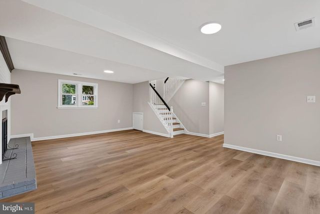 9927 PORTSMOUTH RD, Manassas, VA 20109