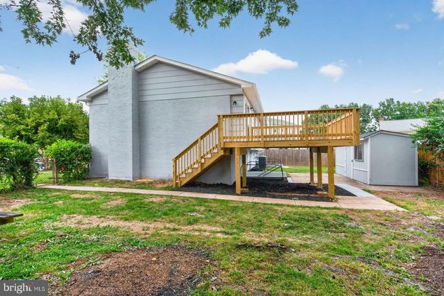 9927 PORTSMOUTH RD, Manassas, VA 20109