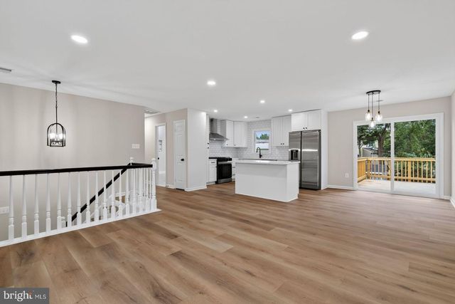 9927 PORTSMOUTH RD, Manassas, VA 20109