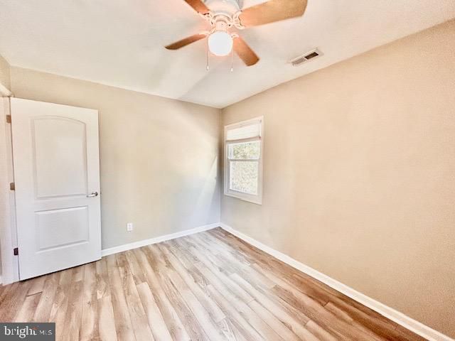 2127 PIMMIT DR, Falls Church, VA 22043