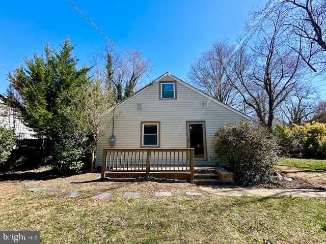 2127 PIMMIT DR, Falls Church, VA 22043