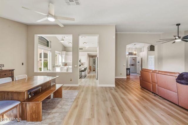 389 E ARABIAN Drive, Gilbert, AZ 85296