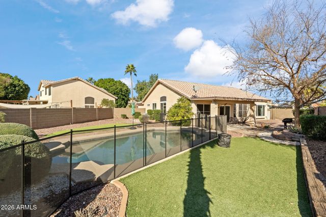 389 E ARABIAN Drive, Gilbert, AZ 85296