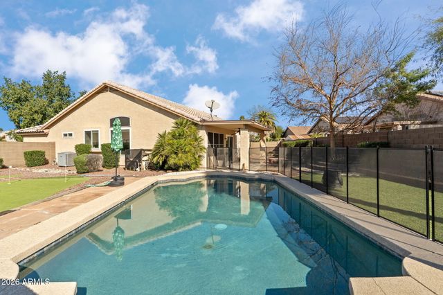 389 E ARABIAN Drive, Gilbert, AZ 85296