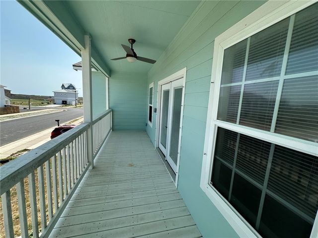 7570 La Concha Blvd, Port Aransas, TX 78373