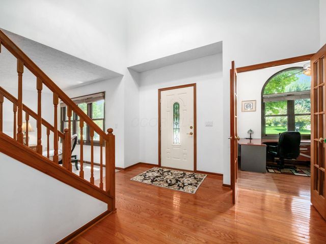 4976 Memphis Court, Hilliard, OH 43026