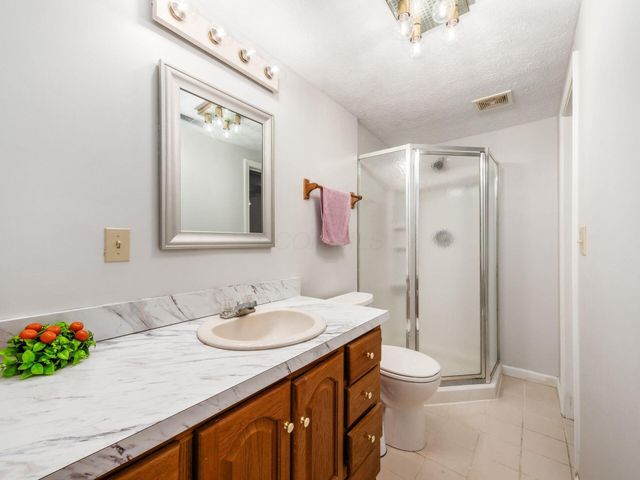 4976 Memphis Court, Hilliard, OH 43026