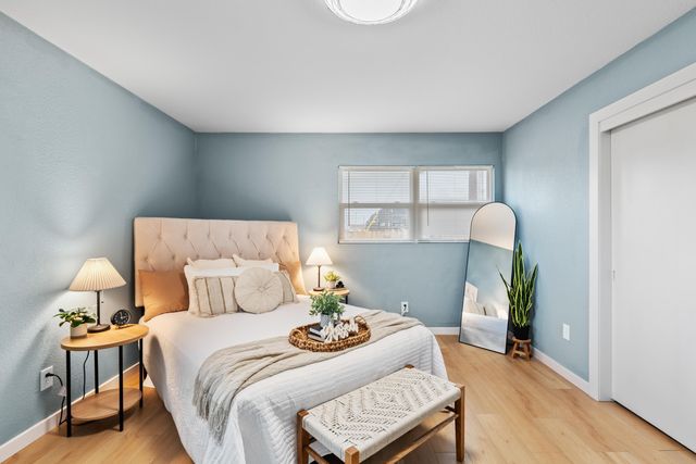 2137 S Seneca St, Wichita, KS 67213