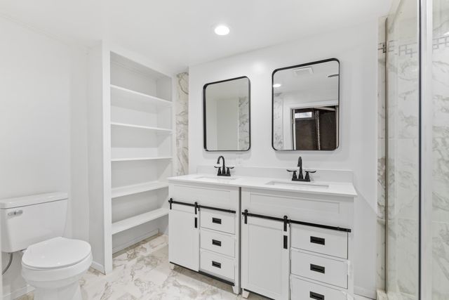 2137 S Seneca St, Wichita, KS 67213