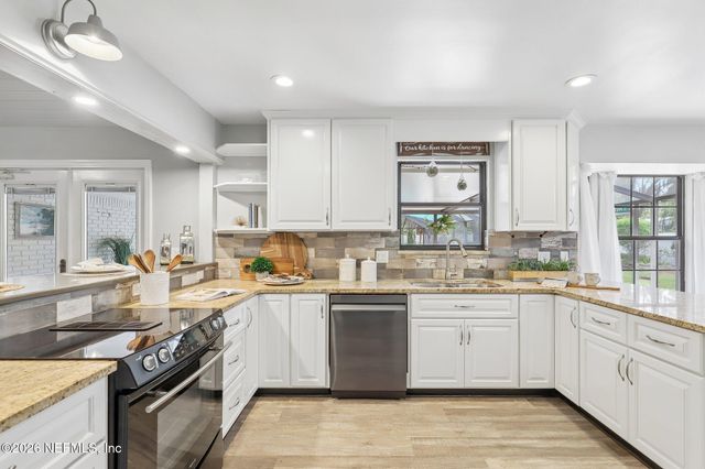 1590 PITCH PINE Avenue, St. Johns, FL 32259