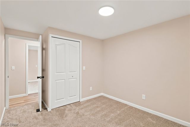 1053 Wellfleet Drive, Grafton, OH 44044