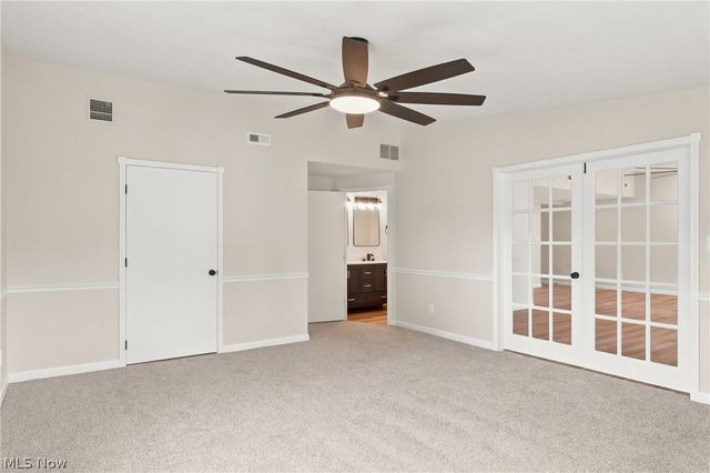 1053 Wellfleet Drive, Grafton, OH 44044
