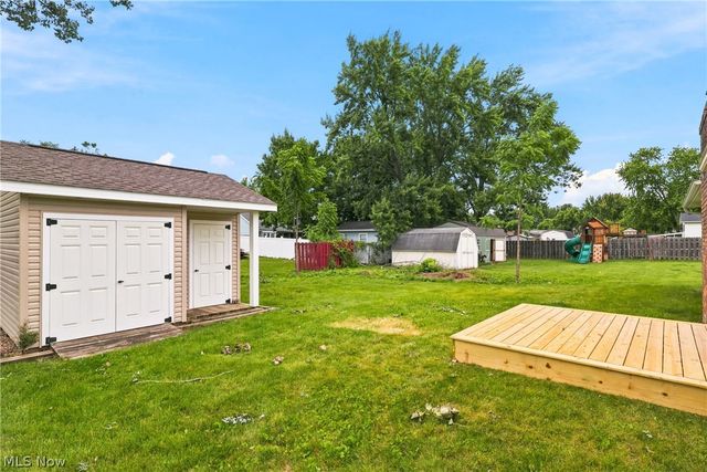 1053 Wellfleet Drive, Grafton, OH 44044