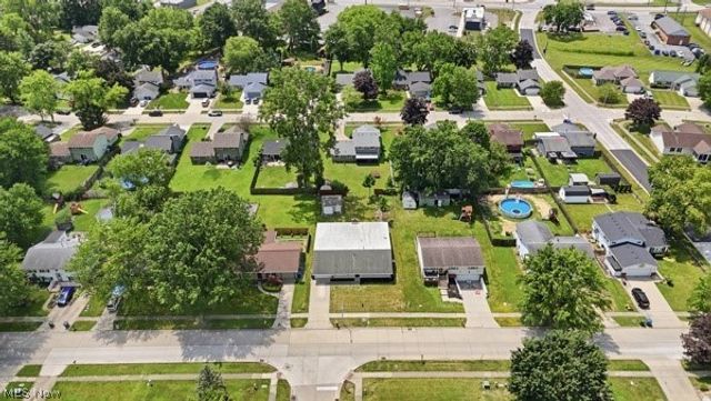 1053 Wellfleet Drive, Grafton, OH 44044
