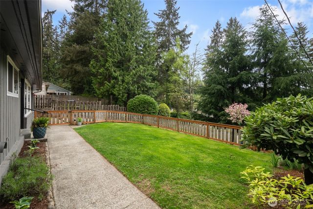1515 NE 190th Street, Shoreline, WA 98155
