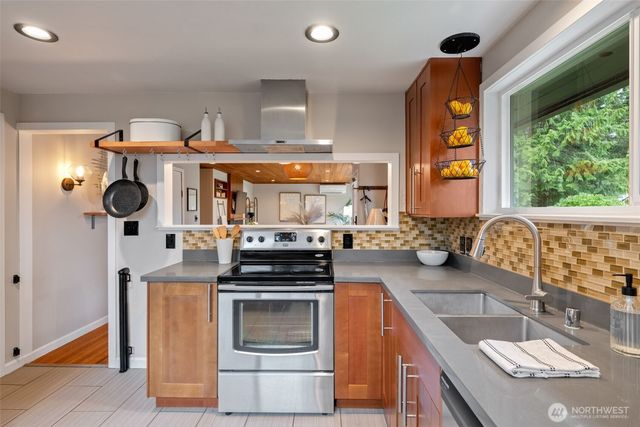 1515 NE 190th Street, Shoreline, WA 98155