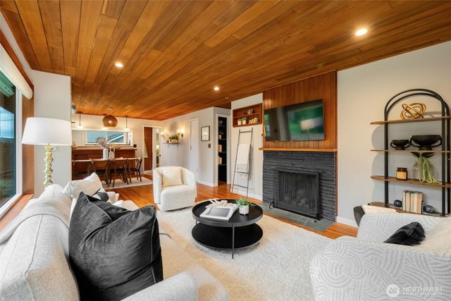 1515 NE 190th Street, Shoreline, WA 98155
