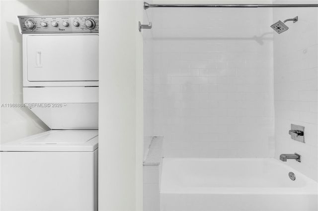 765 NW 1st St 201, Miami, FL 33128