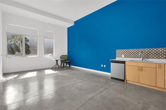 765 NW 1st St 201, Miami, FL 33128