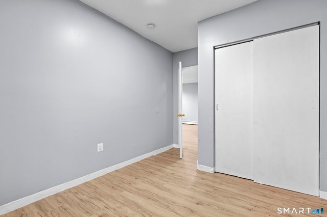 26-28 Lawrence Street 26-5, Hartford, CT 06106