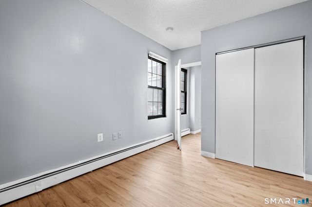26-28 Lawrence Street 26-5, Hartford, CT 06106