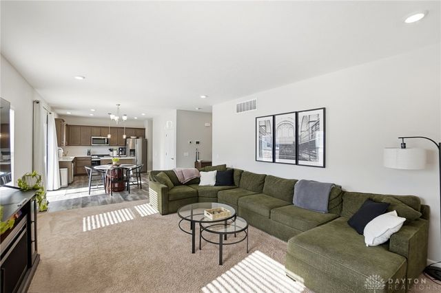 3022 Snowdrop Court, Tipp City, OH 45371