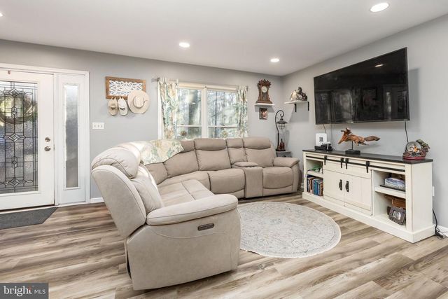 123 CAMELOT CIR, Ocean Pines, MD 21811