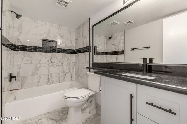 30 E BROWN Road 2035, Mesa, AZ 85201