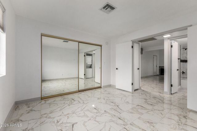 30 E BROWN Road 2035, Mesa, AZ 85201