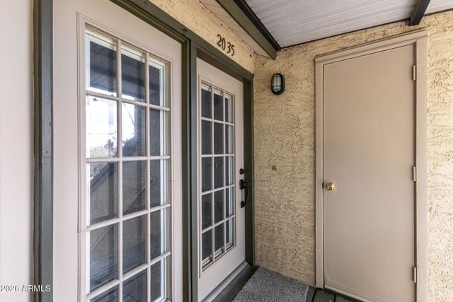 30 E BROWN Road 2035, Mesa, AZ 85201