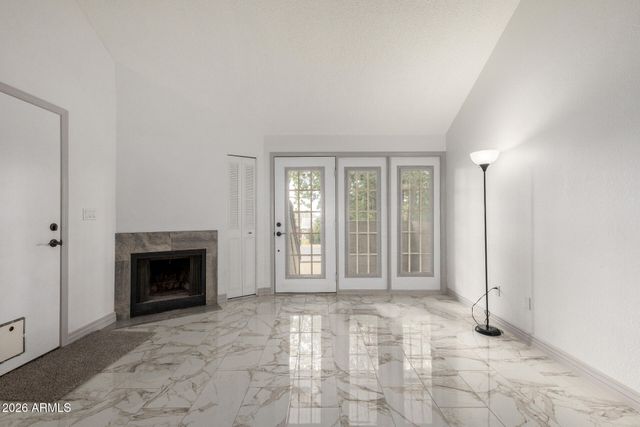 30 E BROWN Road 2035, Mesa, AZ 85201