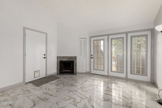 30 E BROWN Road 2035, Mesa, AZ 85201