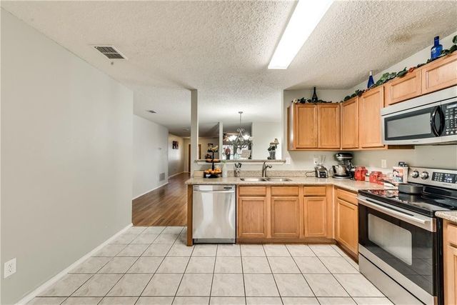 4017 Thoroughbred Trail, Fort Worth, TX 76123