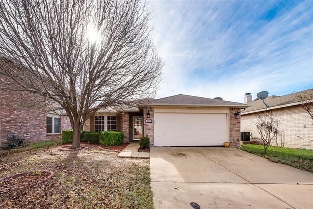 4017 Thoroughbred Trail, Fort Worth, TX 76123