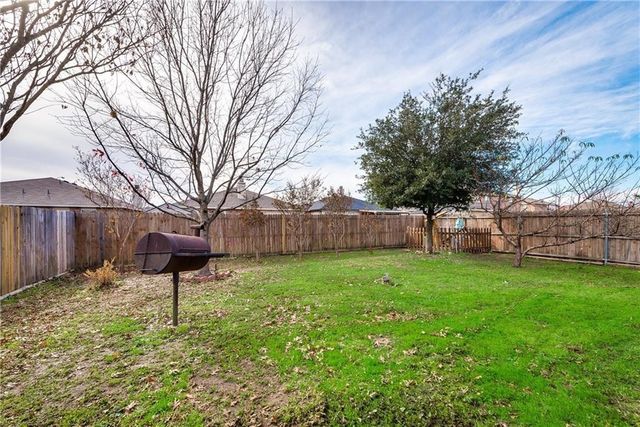 4017 Thoroughbred Trail, Fort Worth, TX 76123