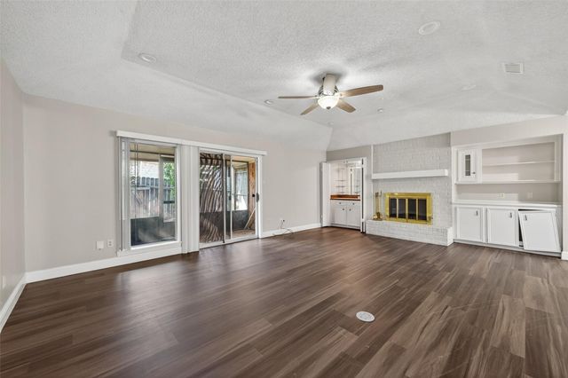 7735 Teal Run Drive, Houston, TX 77071