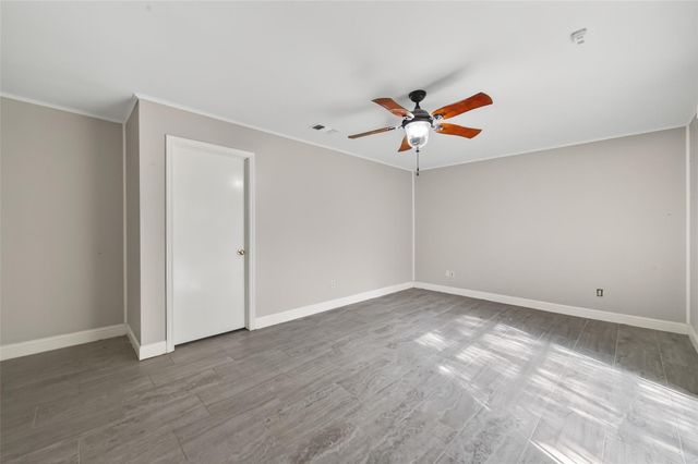 7735 Teal Run Drive, Houston, TX 77071