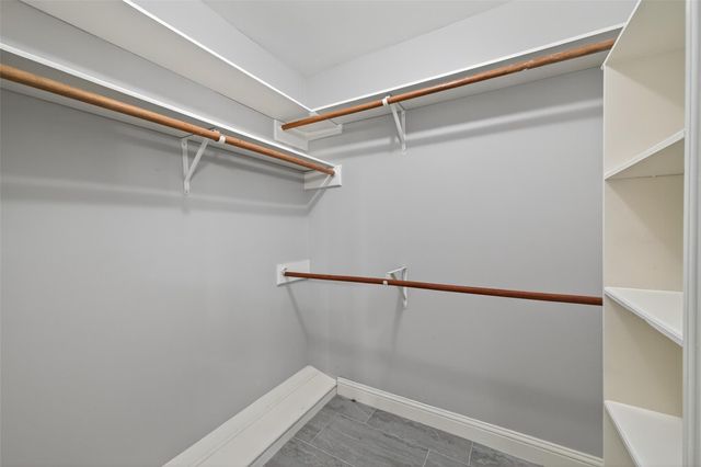 7735 Teal Run Drive, Houston, TX 77071